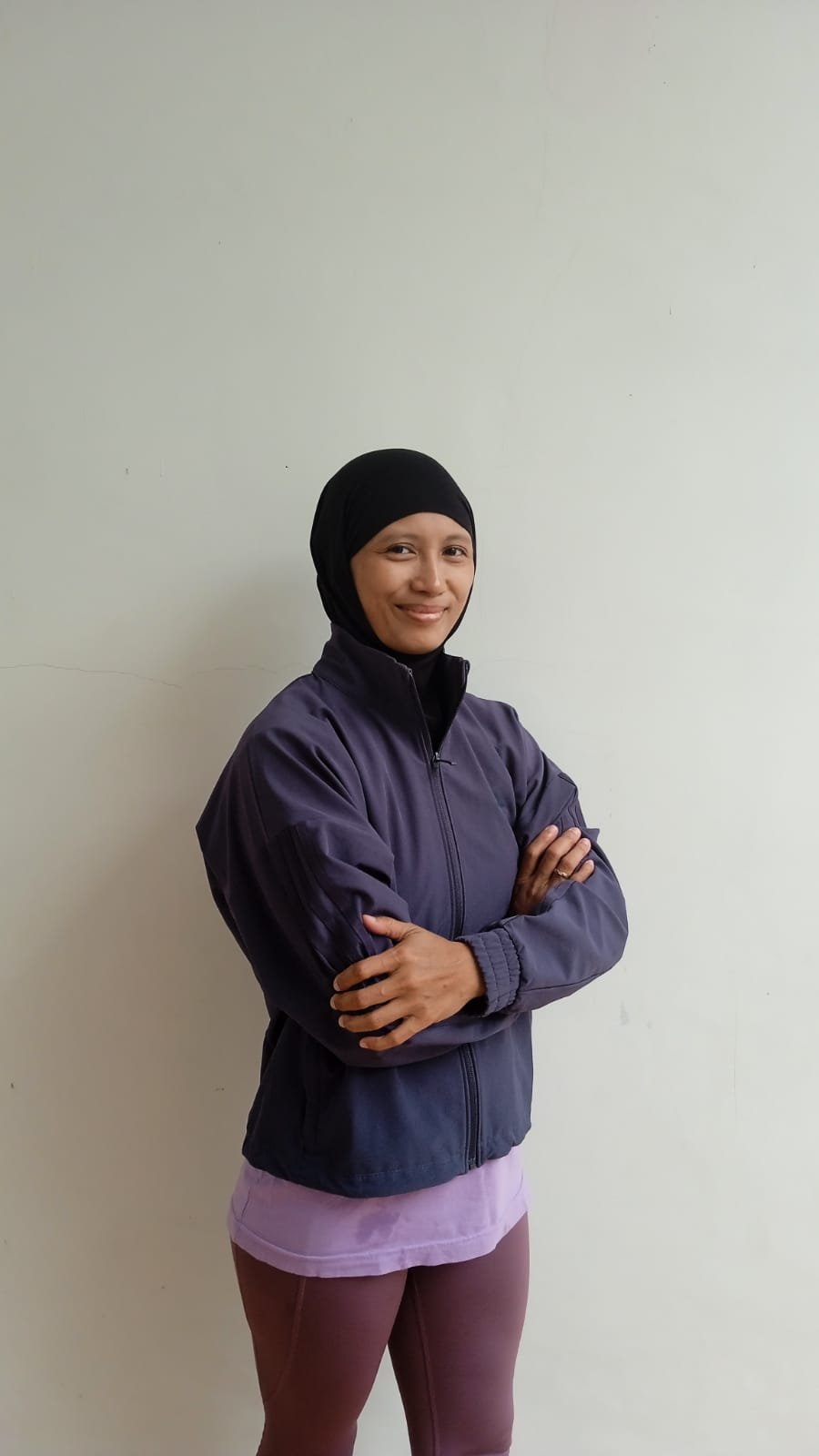 Coach Aci – instruktur Mat Pilates & Power Yoga di NIKIFIT